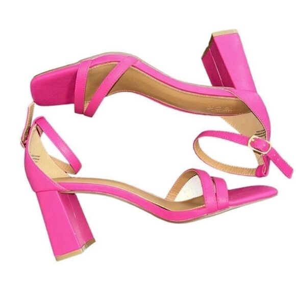 Nordstrom Rack Pink Sandals(Size 8M) - Picture 2 of 9